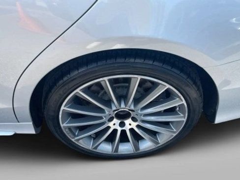 Used 2016 Mercedes-Benz S 550 Sedan image 15