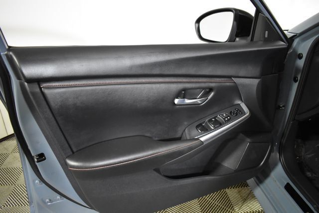 Certified 2024 Nissan Sentra SR FWD image 7