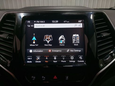 Used 2022 Jeep Cherokee Limited w/ Sun & Sound Group image 22