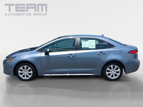 Used 2024 Toyota Corolla LE FWD image 4