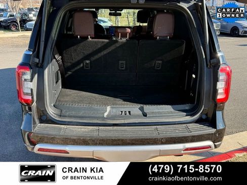 Used 2024 Ford Expedition Limited image 7