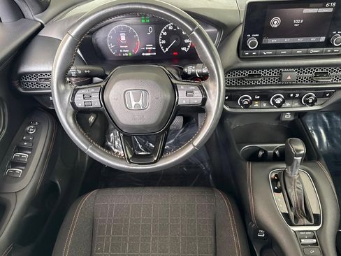 Certified 2023 Honda HR-V Sport image 27