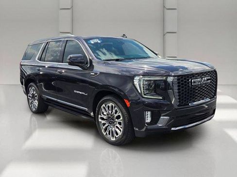 Certified 2024 GMC Yukon Denali Ultimate AWD/4WD image 7