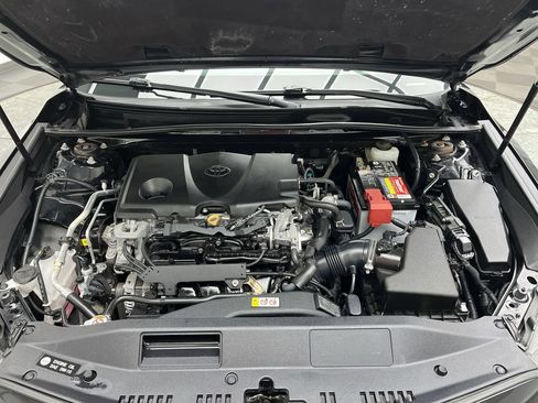 Used 2019 Toyota Camry SE image 22
