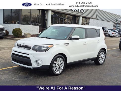 Used 2019 Kia Soul + image 1