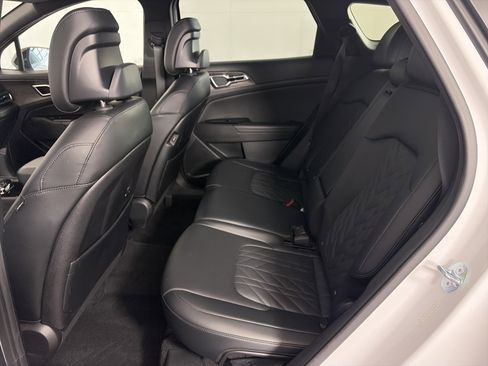 Used 2023 Kia Sportage X-Pro image 7