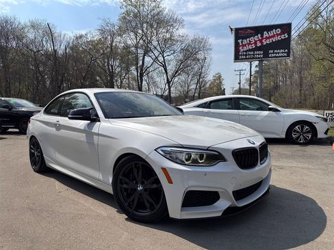 Used 2017 BMW M240i Coupe image 21