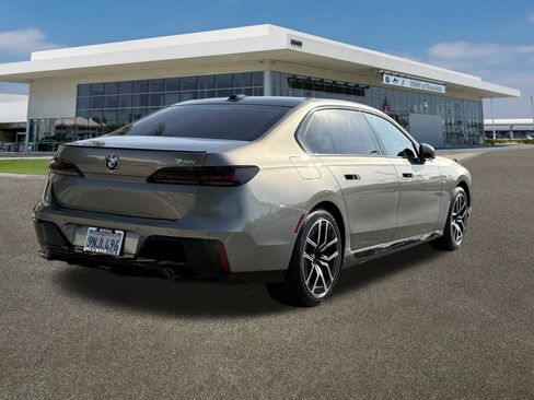 Certified 2023 BMW 740i w/ Executive Package image 10