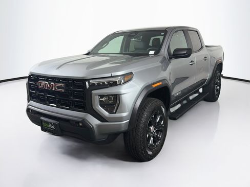 Used 2024 GMC Canyon Elevation w/ Elevation Premium Package RWD image 3