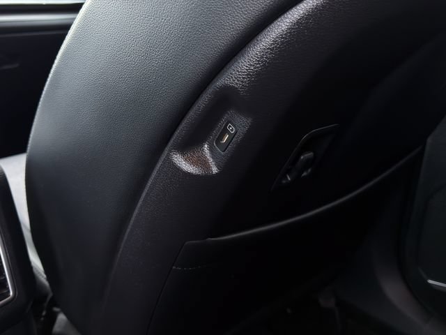 Used 2023 Kia Sportage EX FWD image 25