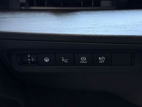 Certified 2024 Nissan Ariya AWD image 26