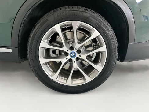 Certified 2024 BMW X5 xDrive50e w/ Premium Package AWD/4WD image 30