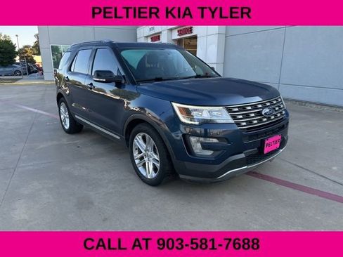 Used 2017 Ford Explorer XLT w/ Equipment Group 202A image 1