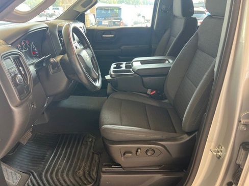 Used 2022 Chevrolet Silverado 1500 Custom image 14