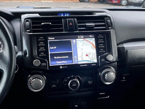 Certified 2022 Toyota 4Runner TRD Off-Road Premium image 6