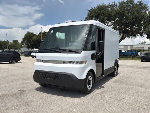Used 2024 Chevrolet Brightdrop 400 w/ Commercial Equipment Package AWD/4WD image 16