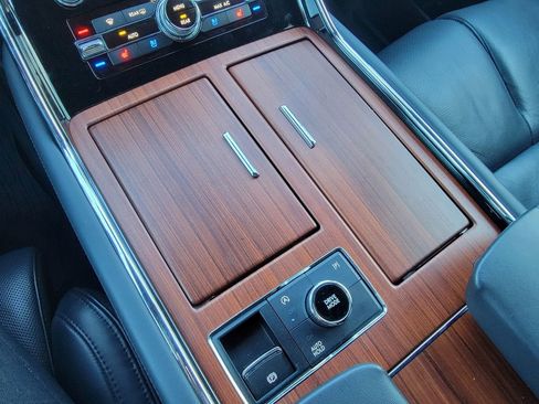 Used 2022 Lincoln Navigator Reserve image 20