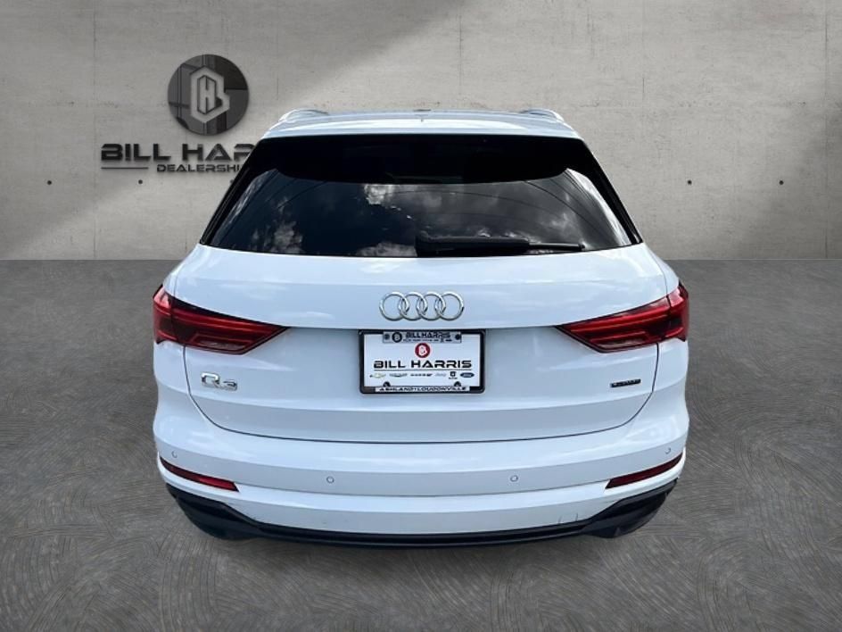Used 2022 Audi Q3 2.0T Premium Plus w/ Premium Plus Package AWD/4WD image 7