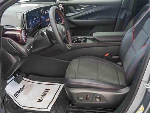 New 2026 Chevrolet Blazer EV RS image 18