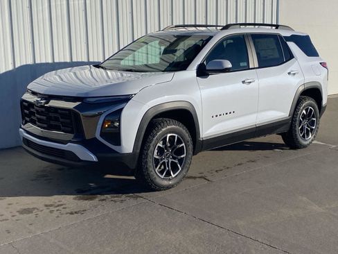 New 2026 Chevrolet Equinox ACTIV image 1