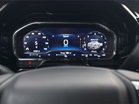 Used 2024 Chevrolet Silverado 1500 LT image 12