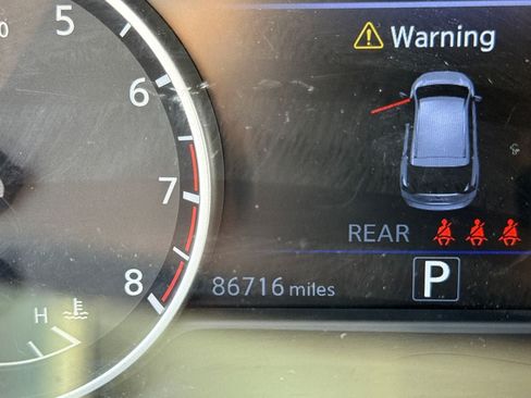 Used 2023 Nissan Murano Platinum w/ Cargo Package FWD image 21