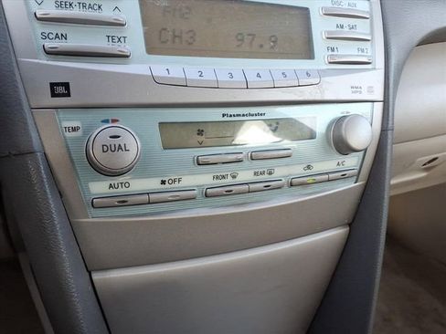 Used 2008 Toyota Camry Hybrid image 19