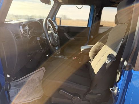 Used 2016 Jeep Wrangler Sport w/ Quick Order Package 24S image 9