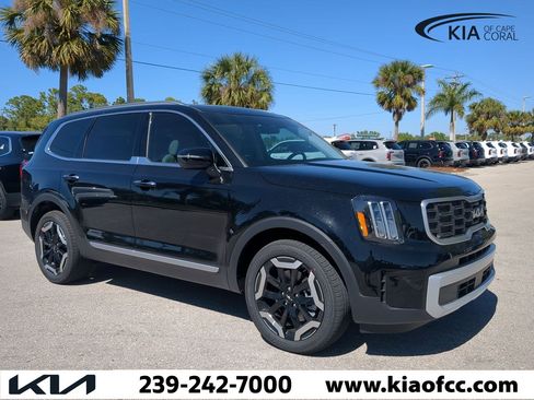 New 2025 Kia Telluride S image 2