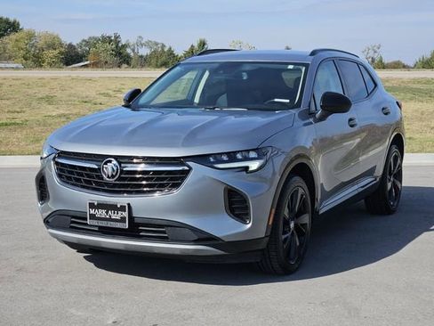 Used 2023 Buick Envision Preferred image 3