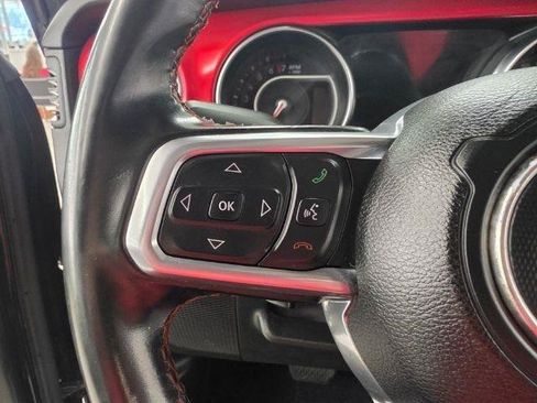 Used 2022 Jeep Gladiator Rubicon AWD/4WD image 11