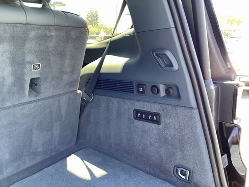 Used 2024 Jeep Grand Wagoneer Series III w/ Flexible Seating Group image 34