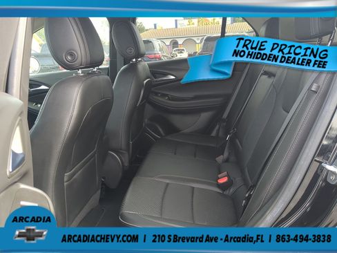 Used 2023 Buick Encore GX Essence w/ Experience Buick Package FWD image 14
