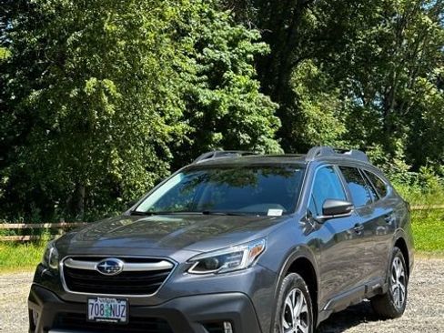 Used 2020 Subaru Outback Limited AWD/4WD image 2