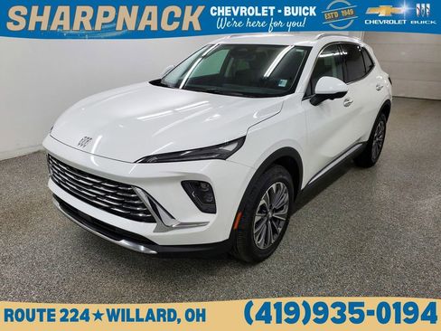 Used 2024 Buick Envision Preferred image 1