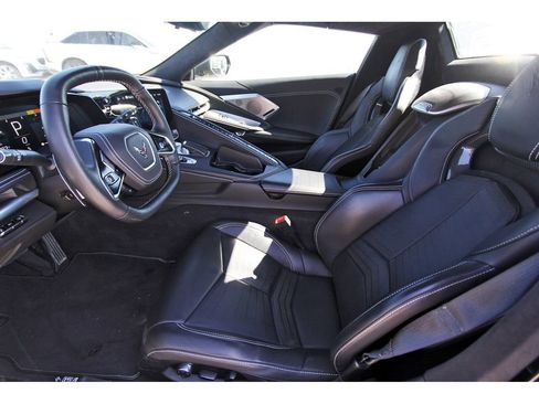 Used 2025 Chevrolet Corvette Stingray Premium Conv w/ 3LT image 6