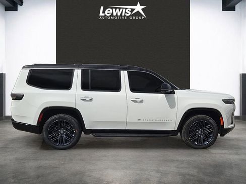 New 2026 Jeep Grand Wagoneer 4WD image 5