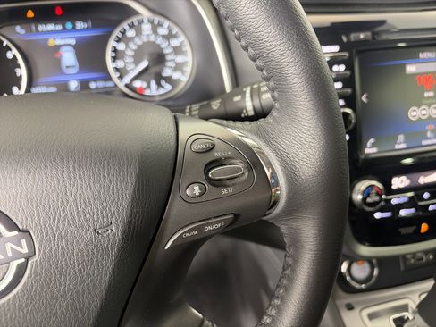 Certified 2024 Nissan Murano SV w/ SV Midnight Edition Package image 28