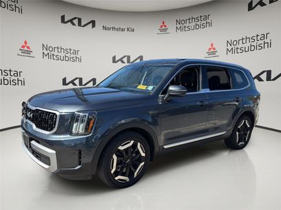 Used 2023 Kia Telluride EX w/ EX Captain's Chair Package