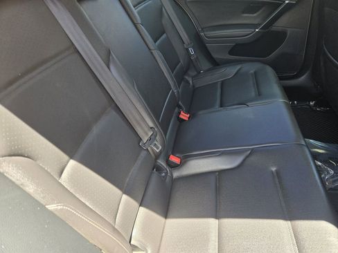 Used 2015 Volkswagen Golf TDI SE w/ Lighting Package FWD image 24