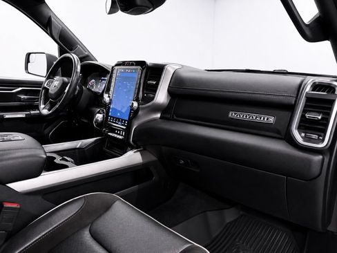 Used 2023 RAM 1500 Laramie AWD/4WD image 17