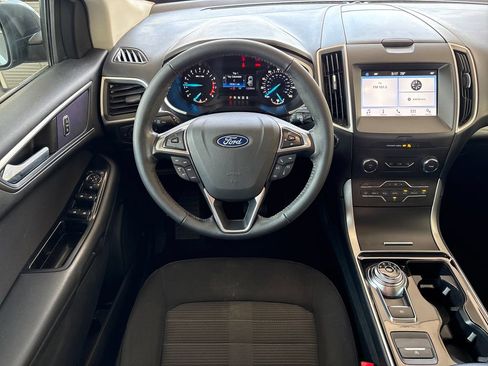Used 2019 Ford Edge SEL FWD image 13