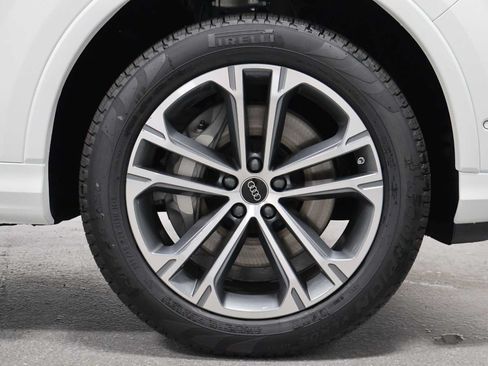 New 2026 Audi Q7 2.0T Premium AWD/4WD image 12