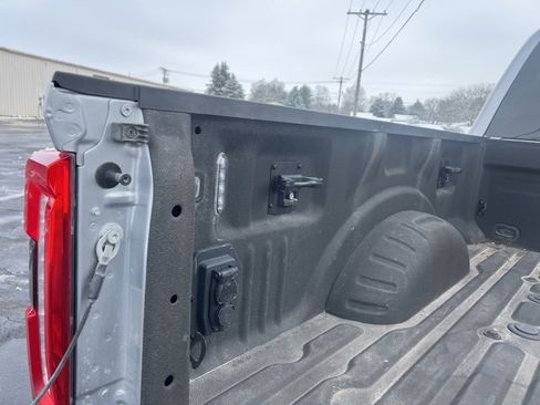 Used 2023 Ford F350 Lariat w/ Lariat Ultimate Package image 12