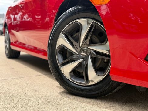 Used 2019 Honda Civic LX image 2