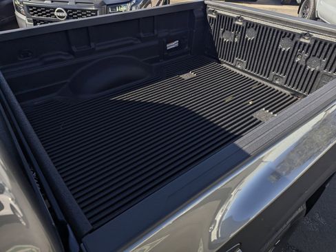 New 2026 Nissan Frontier SV image 8