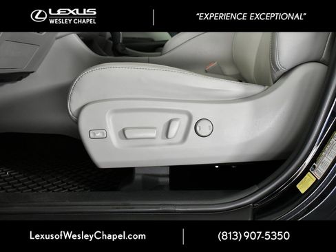 Used 2018 Toyota Highlander XLE image 21