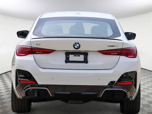 Used 2026 BMW i4 eDrive40 w/ M Sport Package RWD image 5