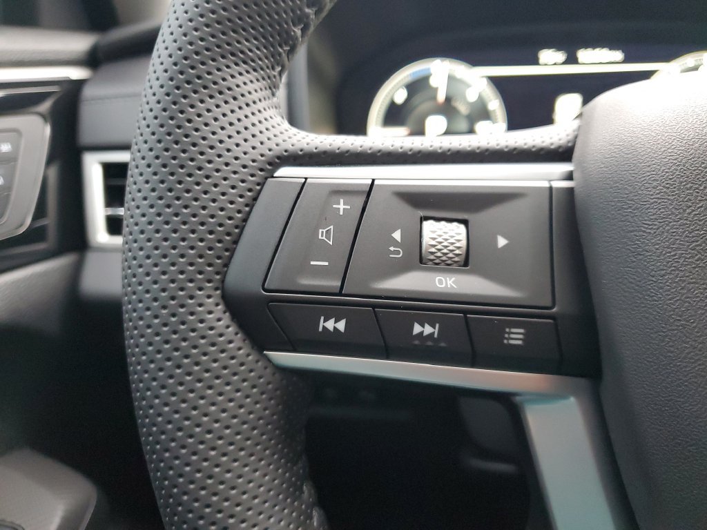 Used 2025 Mitsubishi Outlander SEL AWD/4WD image 20