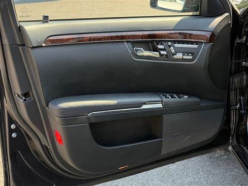 Used 2012 Mercedes-Benz S 550 4MATIC image 20